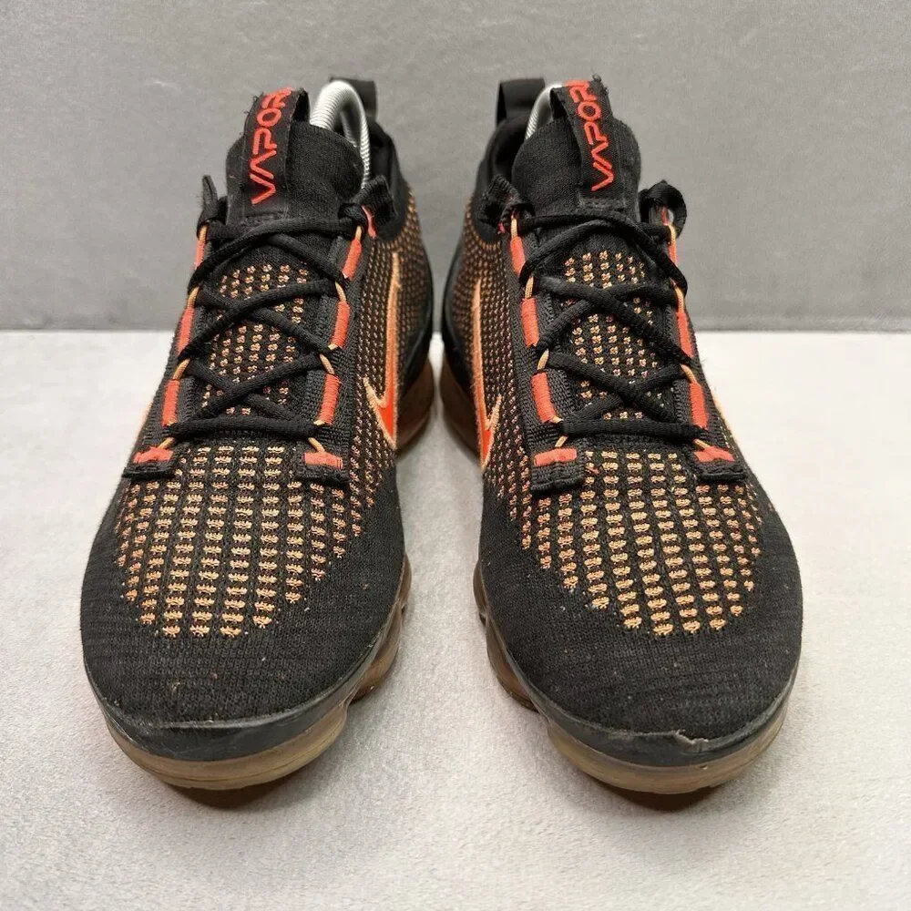 Womens 9 / Mens 7.5 Nike Air VaporMax 2021 Flyknit Black Magma Athletic Sneakers